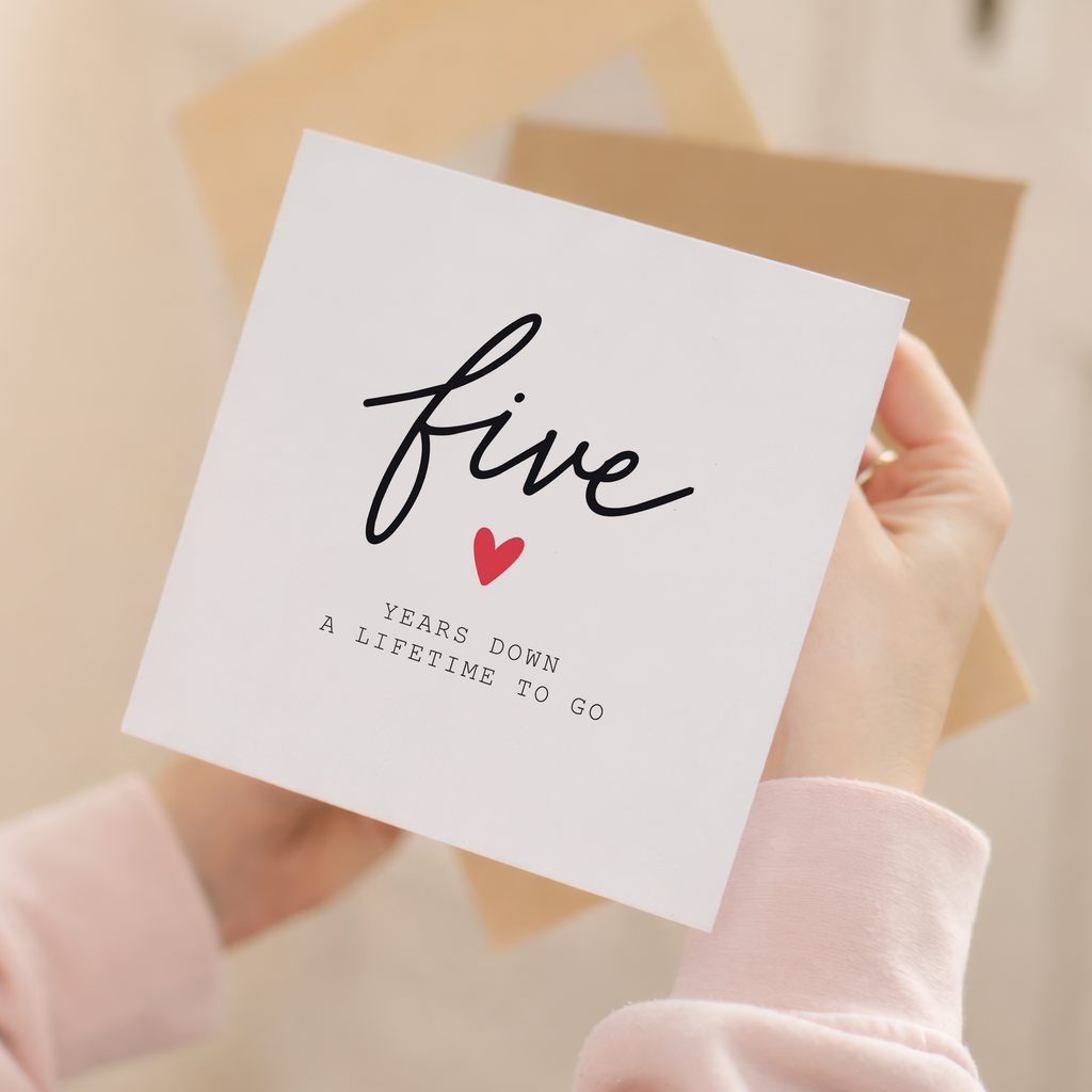 5th anniversary card front and envelope product image